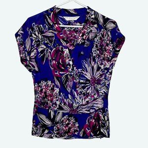 Trina Turk 100% Silk Faux Front Wrap‎ Blue Floral Print Cap Sleeve Blouse Size 2
